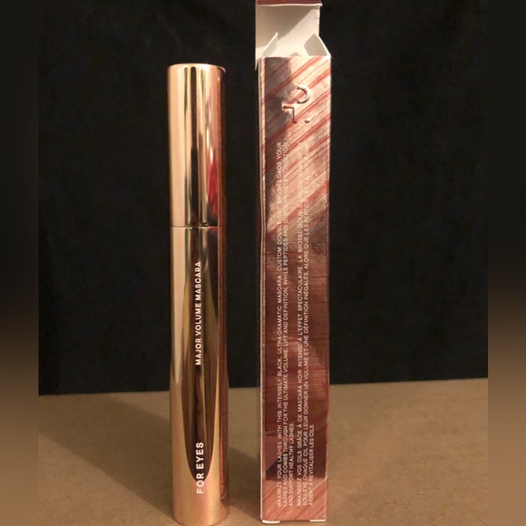 Patrick TA Major Volume Mascara. - Picture 3 of 6